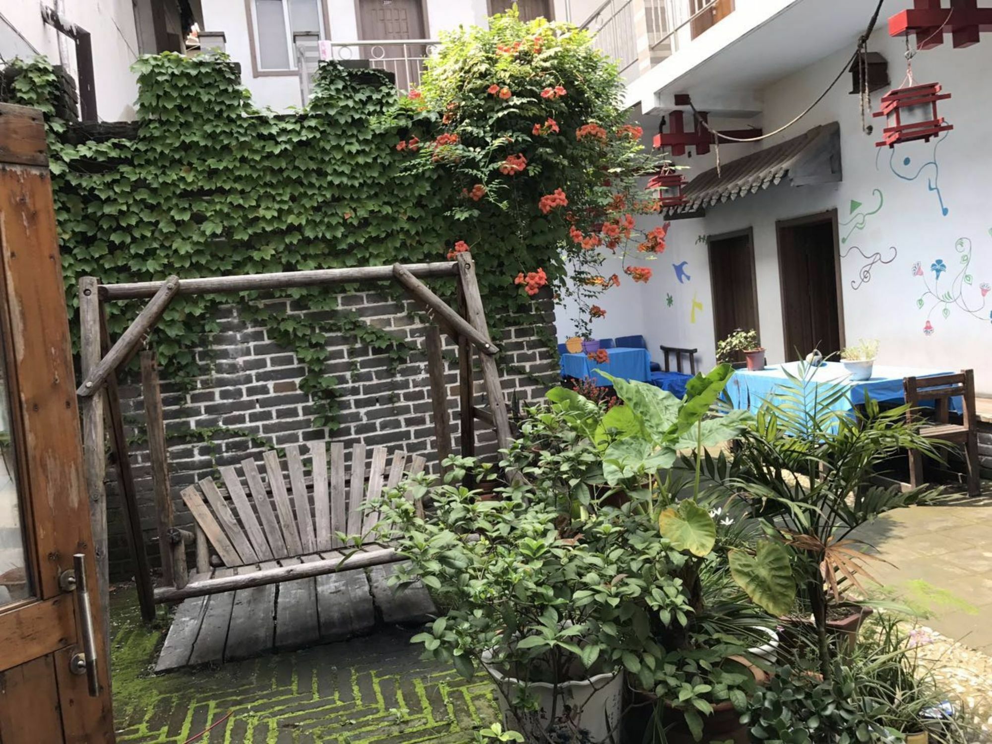Qufu International Youth Hostel Екстер'єр фото